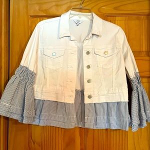 Women’s white denim jacket with ruffle sleeves